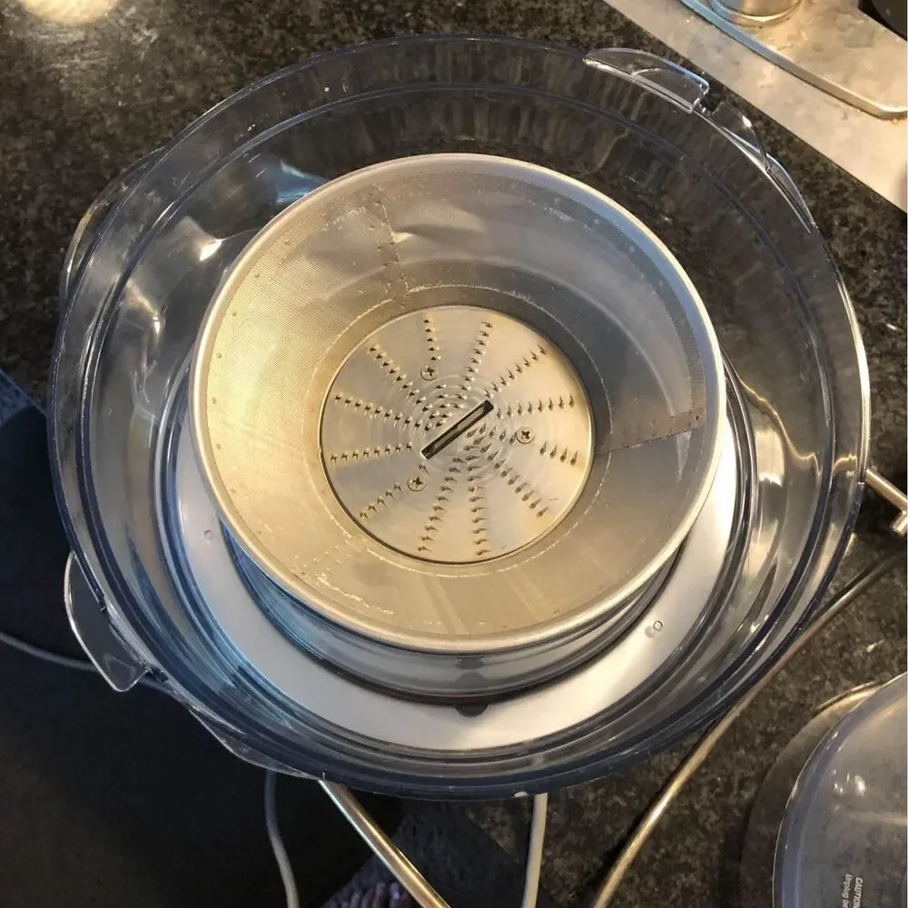 Breville - Juice Fountain Compact Electric Juicer - Silver